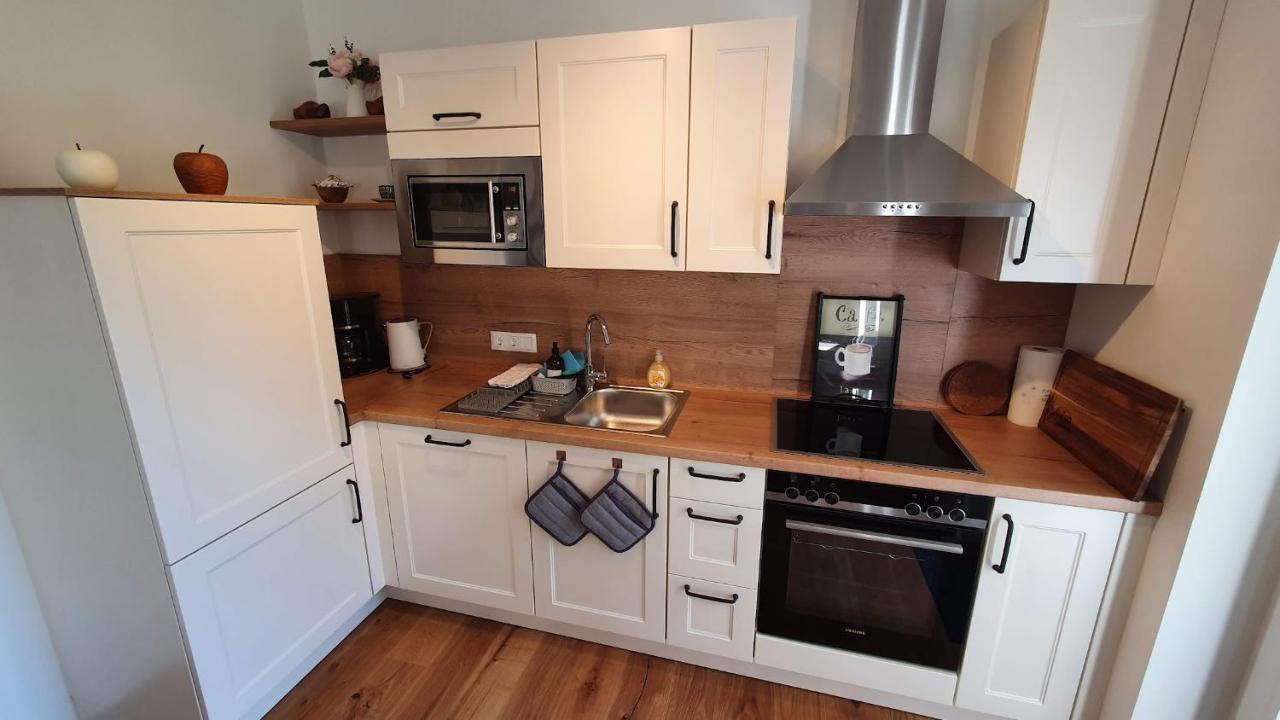 Ferienwohnung Edelbach Deluxe 사텐도르프 외부 사진